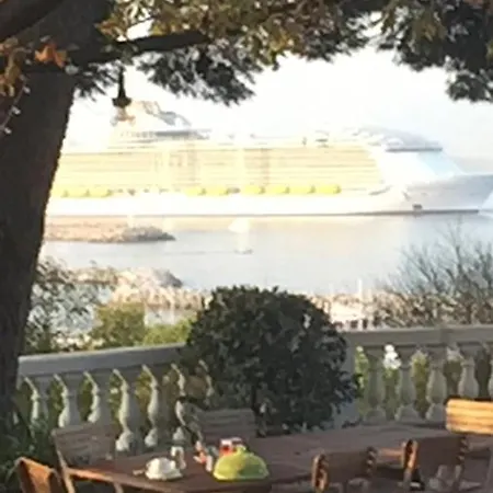 La Bastide Bleue 게스트하우스